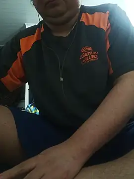 Snapshot of beautiful_hands_ chatting on 03.29.26 beautiful hands online show from 03.29.26