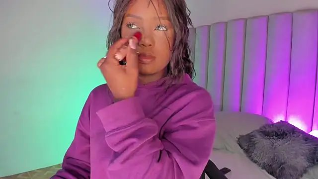 briannajackson  online show from 02.15.25