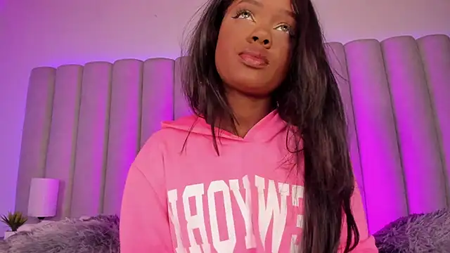 briannajackson  online show from 02.22.25