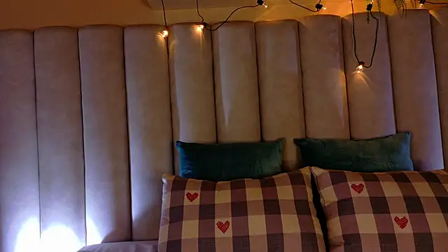 briannajackson  online show from 09.16.25