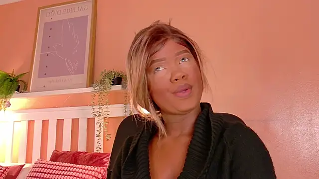 briannajackson  online show from 10.09.25