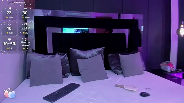 shaina vasquez online show from 03.13.25