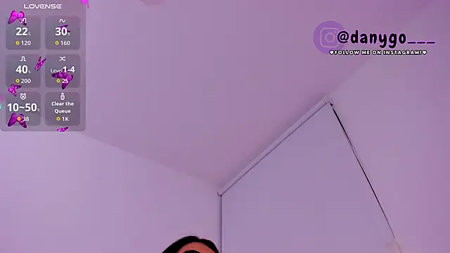 Snapshot of ZarianaEvanz chatting on 11.03.25 ZarianaEvanz online show from 11.03.25