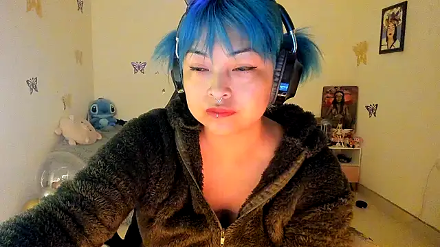 Shaddycute  online show from 09.09.25