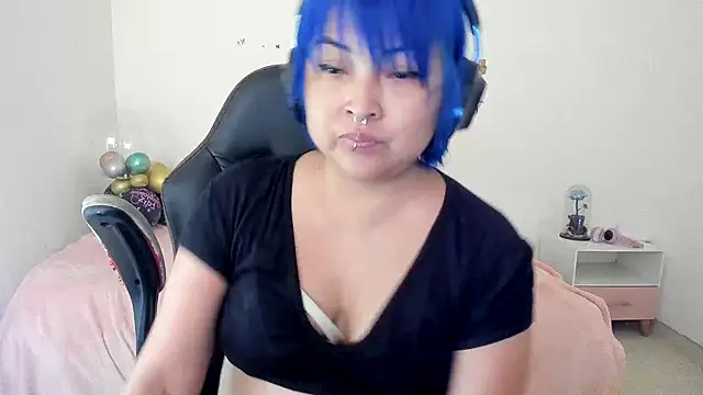 Shaddycute  online show from 10.09.25