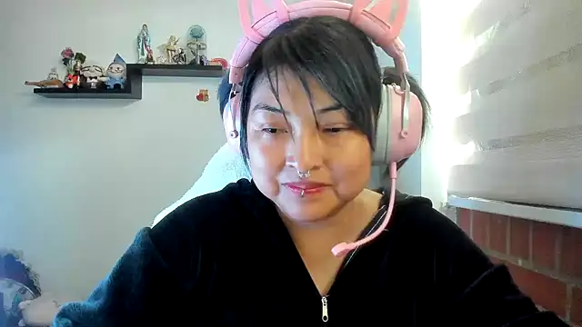 Shaddycute  online show from 05.25.26