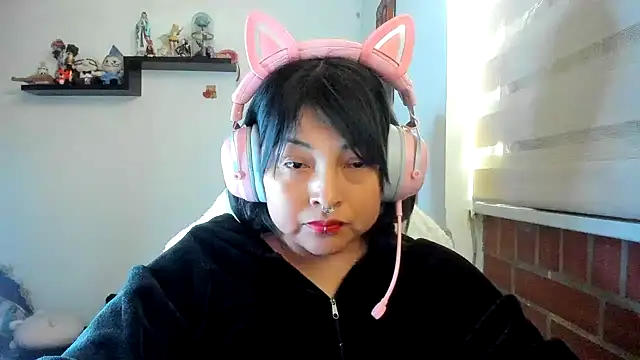 Shaddycute  online show from 05.26.26