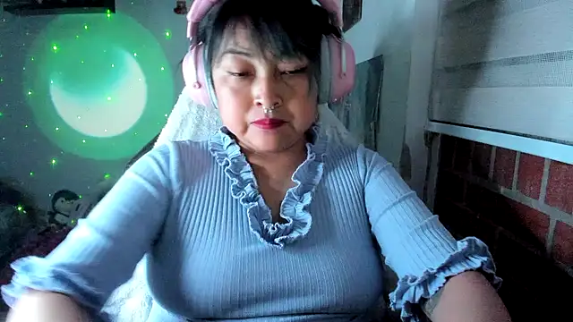 Shaddycute  online show from 06.18.26