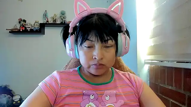 Shaddycute  online show from 06.30.26