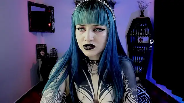 Snapshot of DimmuandDarkness chatting on 10.29.25 DimmuandDarkness online show from 10.29.25