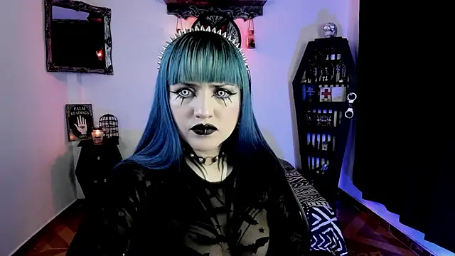 Snapshot of DimmuandDarkness chatting on 10.31.25 DimmuandDarkness online show from 10.31.25