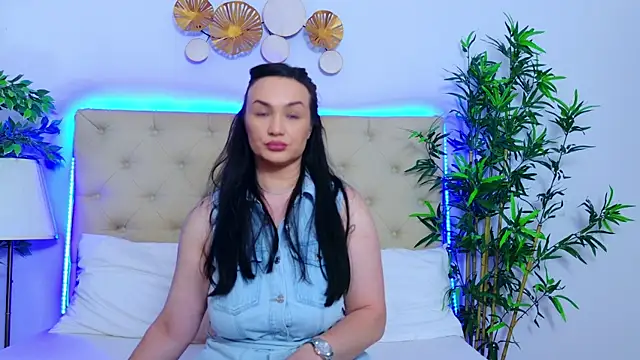 Snapshot of DaliyaArabian chatting on 06.09.26 DaliyaArabian online show from 06.09.26
