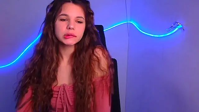 Snapshot of Hanna_Way chatting on 02.20.25 Hanna Way online show from 02.20.25