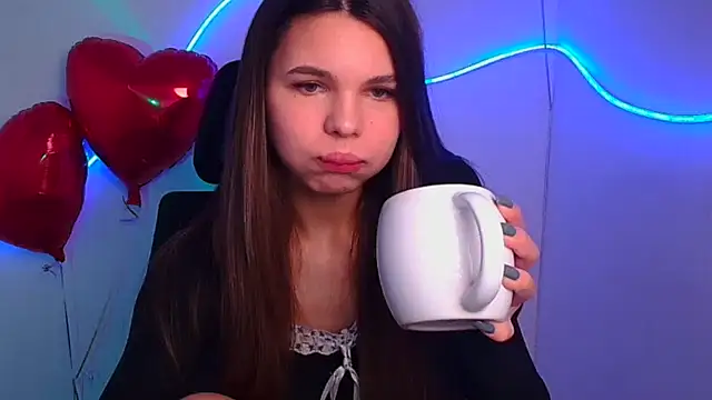 Snapshot of Hanna_Way chatting on 02.23.25 Hanna Way online show from 02.23.25