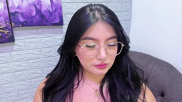 Snapshot of _nina_sweet chatting on 12.14.25 nina sweet online show from 12.14.25