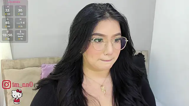 Snapshot of _nina_sweet chatting on 12.18.25 nina sweet online show from 12.18.25