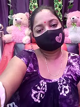 Snapshot of ella_mariya chatting on 11.01.25 ella mariya online show from 11.01.25