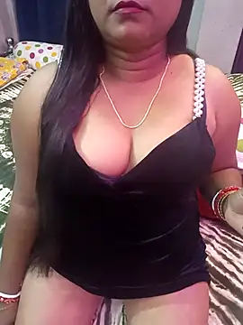 Snapshot of ella_mariya chatting on 11.16.25 ella mariya online show from 11.16.25