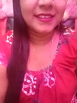 Snapshot of ella_mariya chatting on 11.24.25 ella mariya online show from 11.24.25