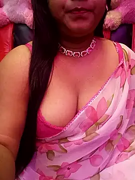 Snapshot of ella_mariya chatting on 01.19.26 ella mariya online show from 01.19.26