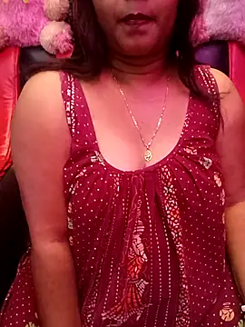 Snapshot of ella_mariya chatting on 02.16.26 ella mariya online show from 02.16.26