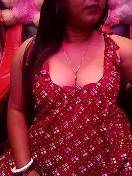 Snapshot of ella_mariya chatting on 02.22.26 ella mariya online show from 02.22.26