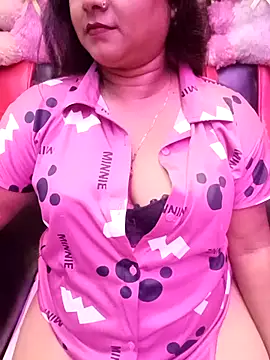 Snapshot of ella_mariya chatting on 02.25.26 ella mariya online show from 02.25.26