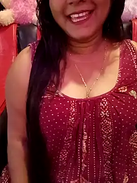 Snapshot of ella_mariya chatting on 04.23.26 ella mariya online show from 04.23.26