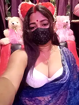 Snapshot of ella_mariya chatting on 04.27.26 ella mariya online show from 04.27.26