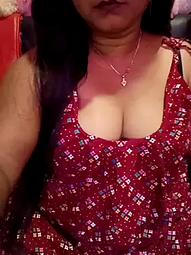 Snapshot of ella_mariya chatting on 05.09.26 ella mariya online show from 05.09.26