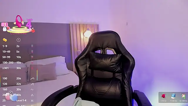 caro03x online show from 10.25.25