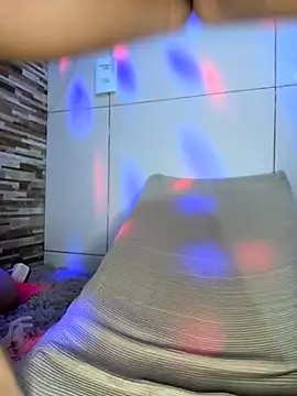 Snapshot of exquentadamay chatting on 11.20.25 exquentadamay online show from 11.20.25