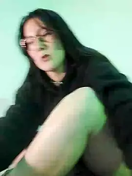 Elle Lee  online show from 02.01.25