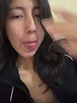 sarah12333 online show from 03.30.26