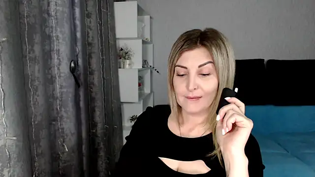 Amelia Harper online show from 02.28.25