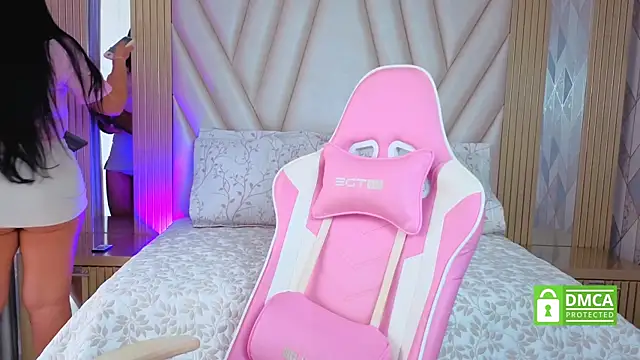 Snapshot of Miia_harper_ chatting on 11.05.25 Miia harper online show from 11.05.25