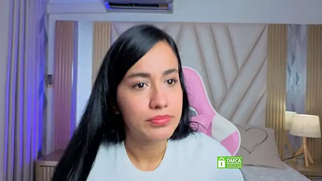 Snapshot of Miia_harper_ chatting on 11.17.25 Miia harper online show from 11.17.25