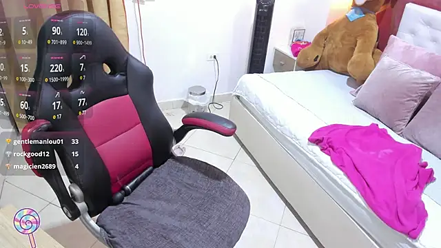 Snapshot of sagitariuus_girll chatting on 03.23.25 sagitariuus girll online show from 03.23.25