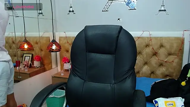 Snapshot of SkinnyBoy_ chatting on 01.17.25 SkinnyBoy online show from 01.17.25