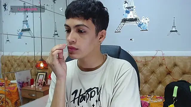 Snapshot of SkinnyBoy_ chatting on 01.18.25 SkinnyBoy online show from 01.18.25