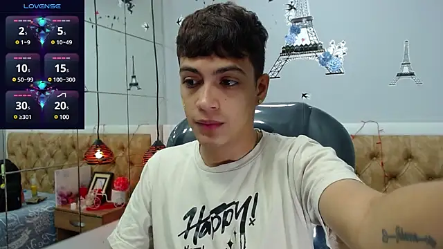 Snapshot of SkinnyBoy_ chatting on 02.02.25 SkinnyBoy online show from 02.02.25