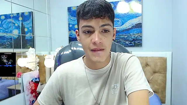 Snapshot of SkinnyBoy_ chatting on 09.14.25 SkinnyBoy online show from 09.14.25