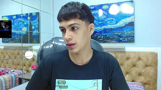 SkinnyBoy  online show from 12.05.25