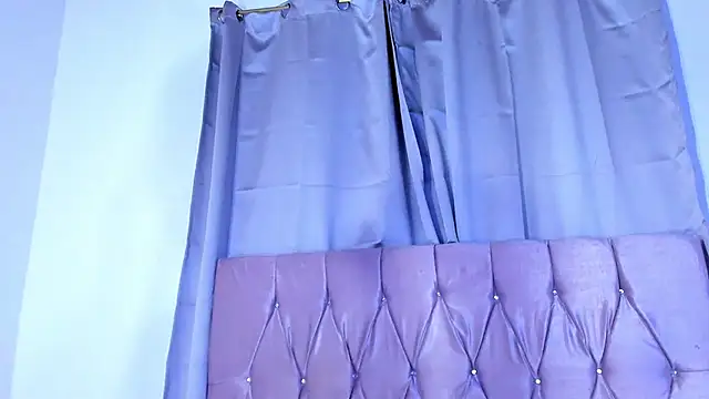 Snapshot of Ashley_piinkk_ chatting on 02.02.25 Ashley piinkk online show from 02.02.25