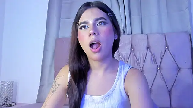 Snapshot of Ashley_piinkk_ chatting on 02.05.25 Ashley piinkk online show from 02.05.25