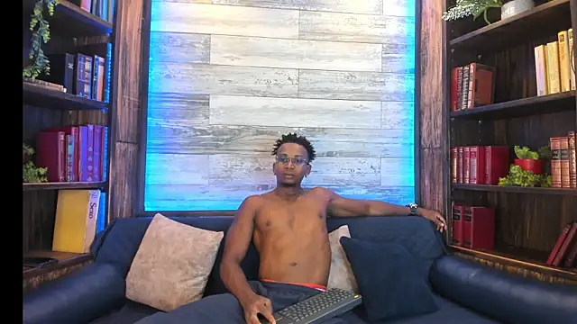 Snapshot of JamalMyst chatting on 02.11.25 JamalMyst online show from 02.11.25