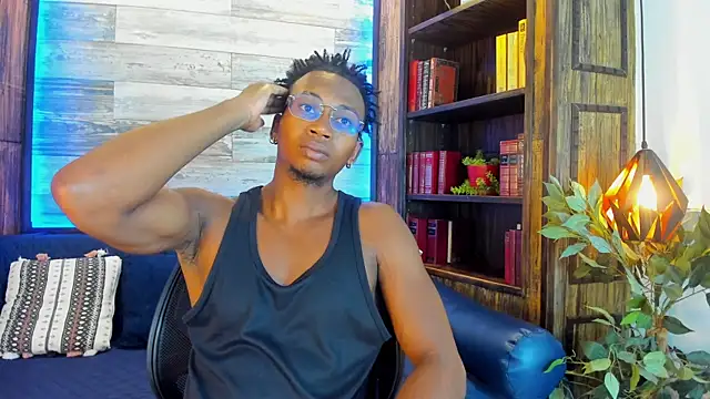 Snapshot of JamalMyst chatting on 02.16.25 JamalMyst online show from 02.16.25