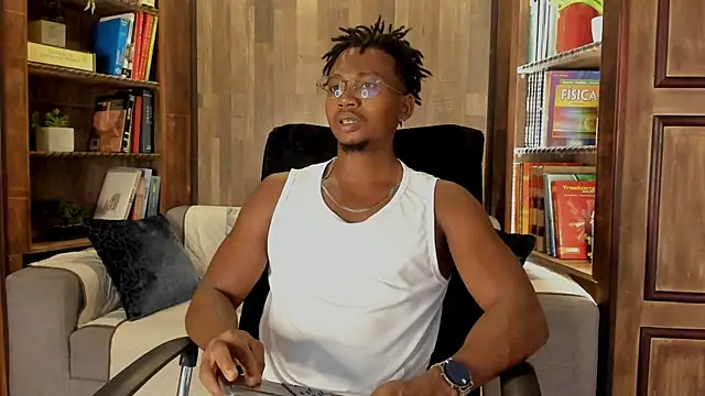 Snapshot of JamalMyst chatting on 09.23.25 JamalMyst online show from 09.23.25