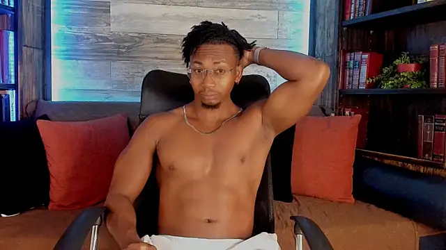 Snapshot of JamalMyst chatting on 11.30.25 JamalMyst online show from 11.30.25