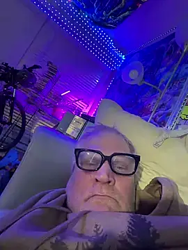 Snapshot of Mimmoromeo1973 chatting on 02.05.26 Mimmoromeo1973 online show from 02.05.26